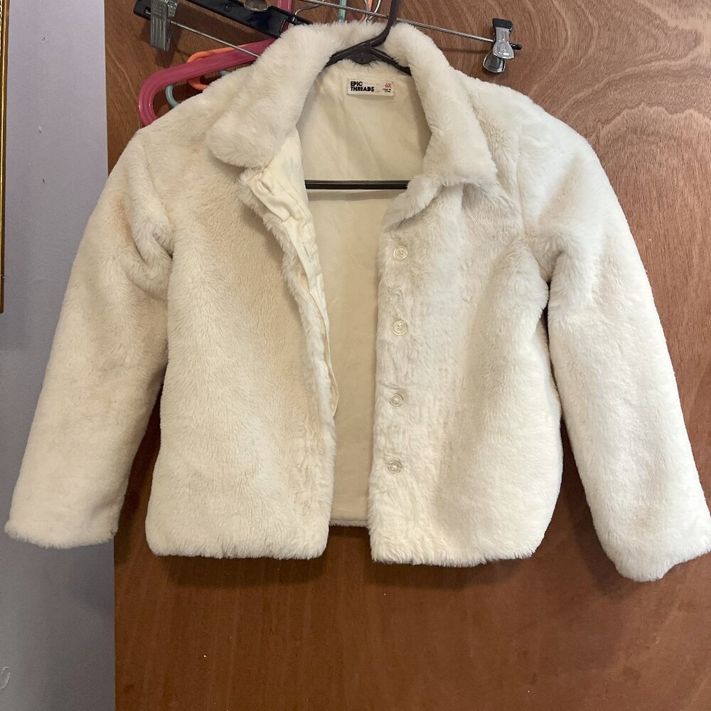 White Faux Fur Epic Threads Girl's size 6 Jacket